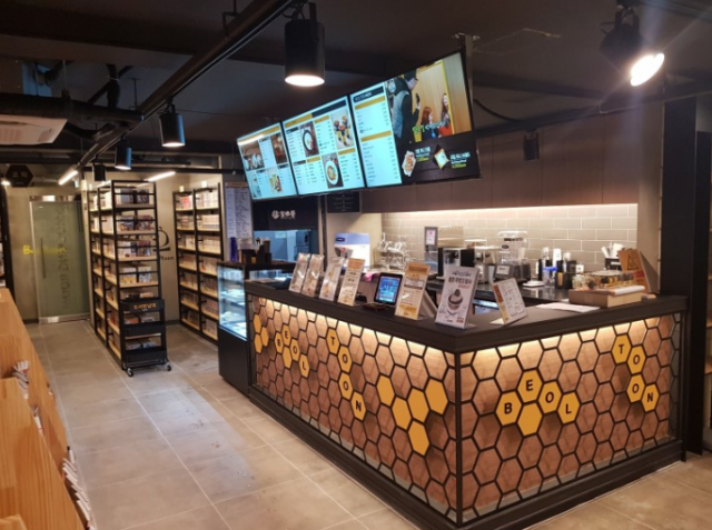 c78d10f3f8daaee368bacddac5dc52f2_1530234